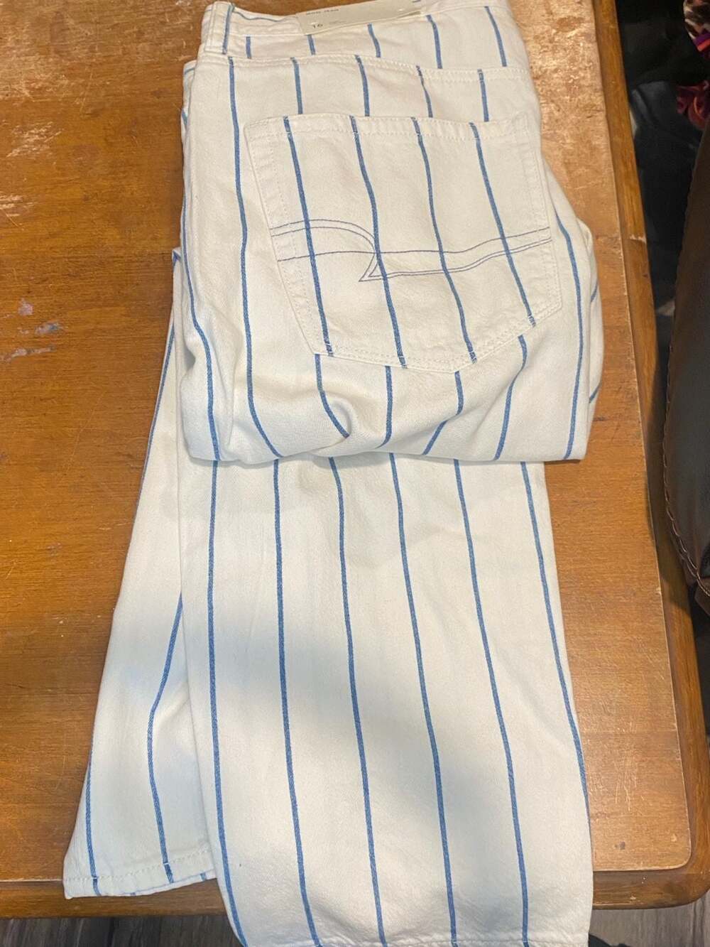 American Eagle Retro Indigo Stripe Mom Jean Size 16 Short